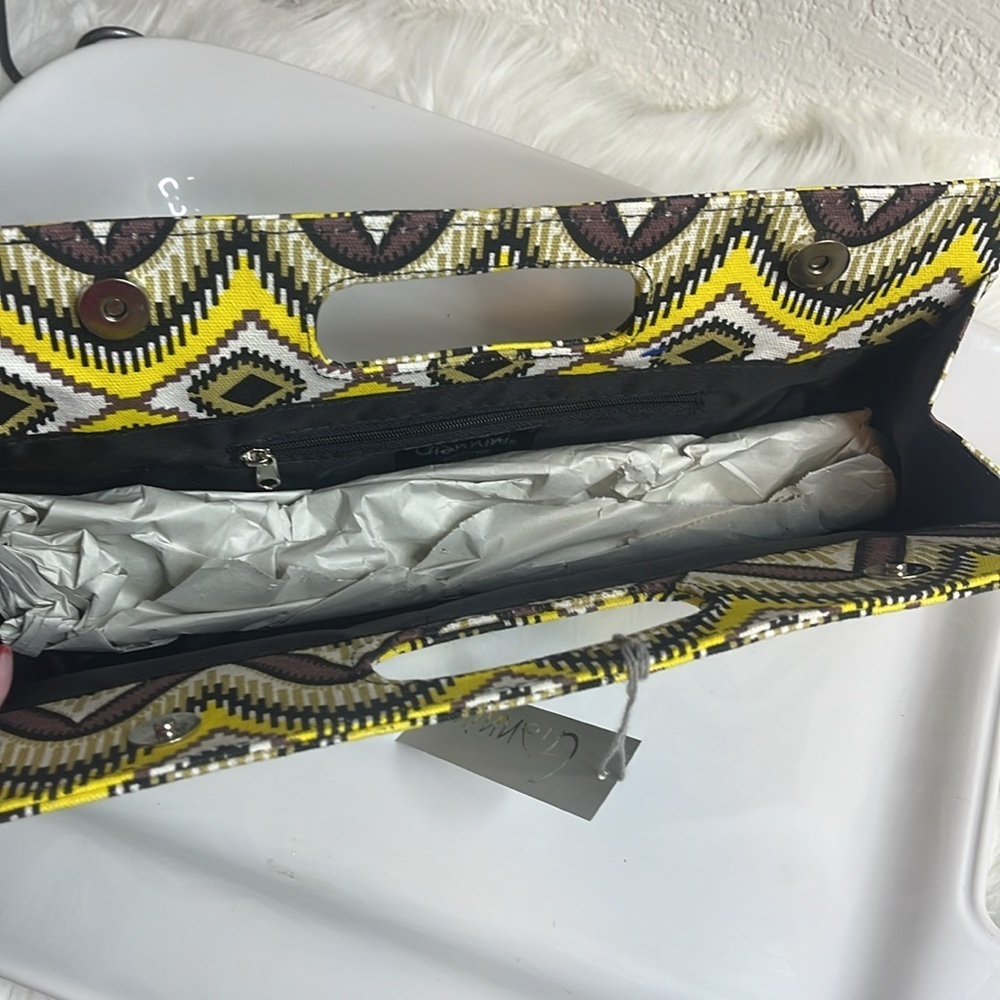 Yellow and Brown Patterned Clutch - Picture 4 of 9
